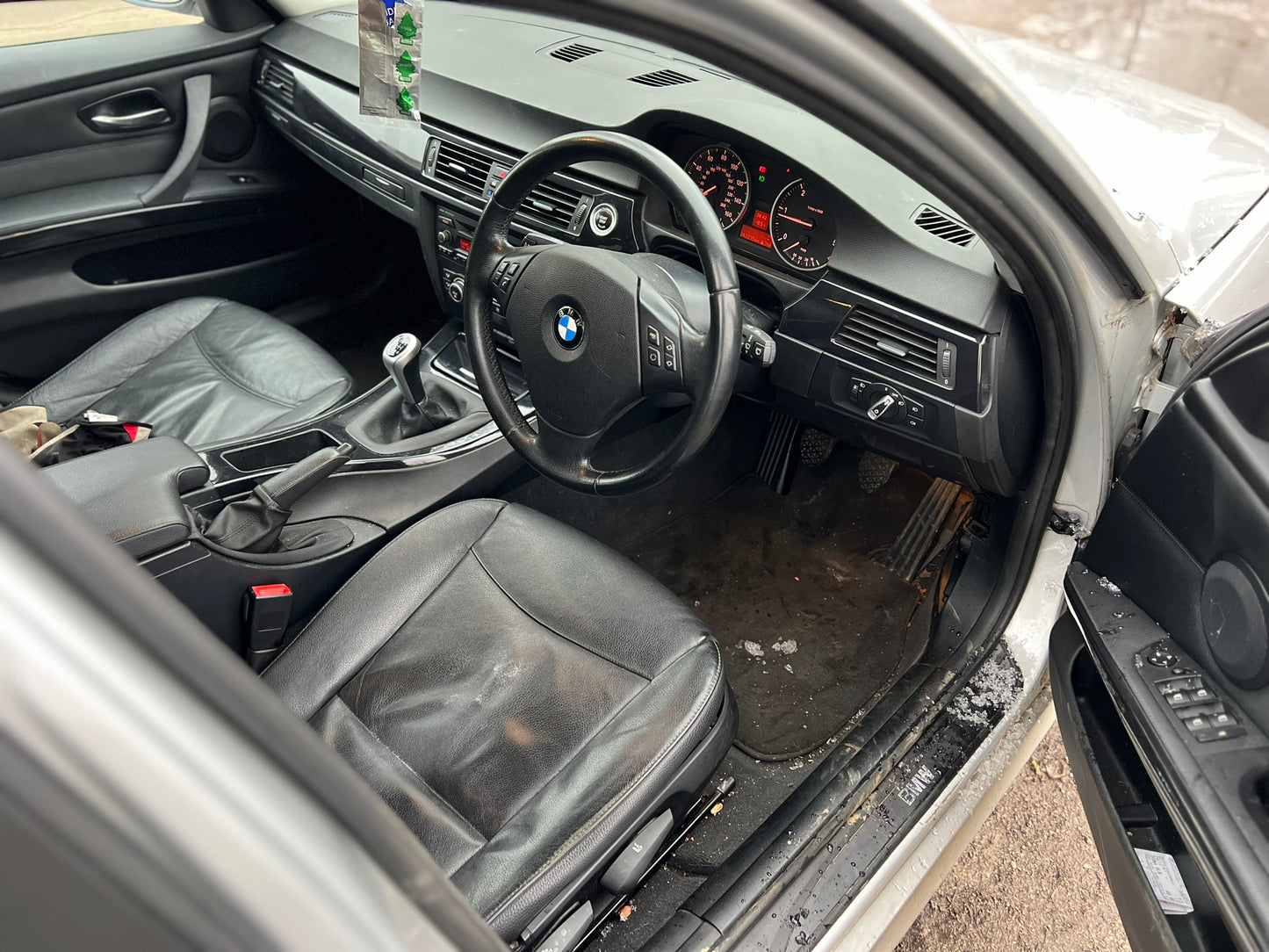BMW 320 2009.G.