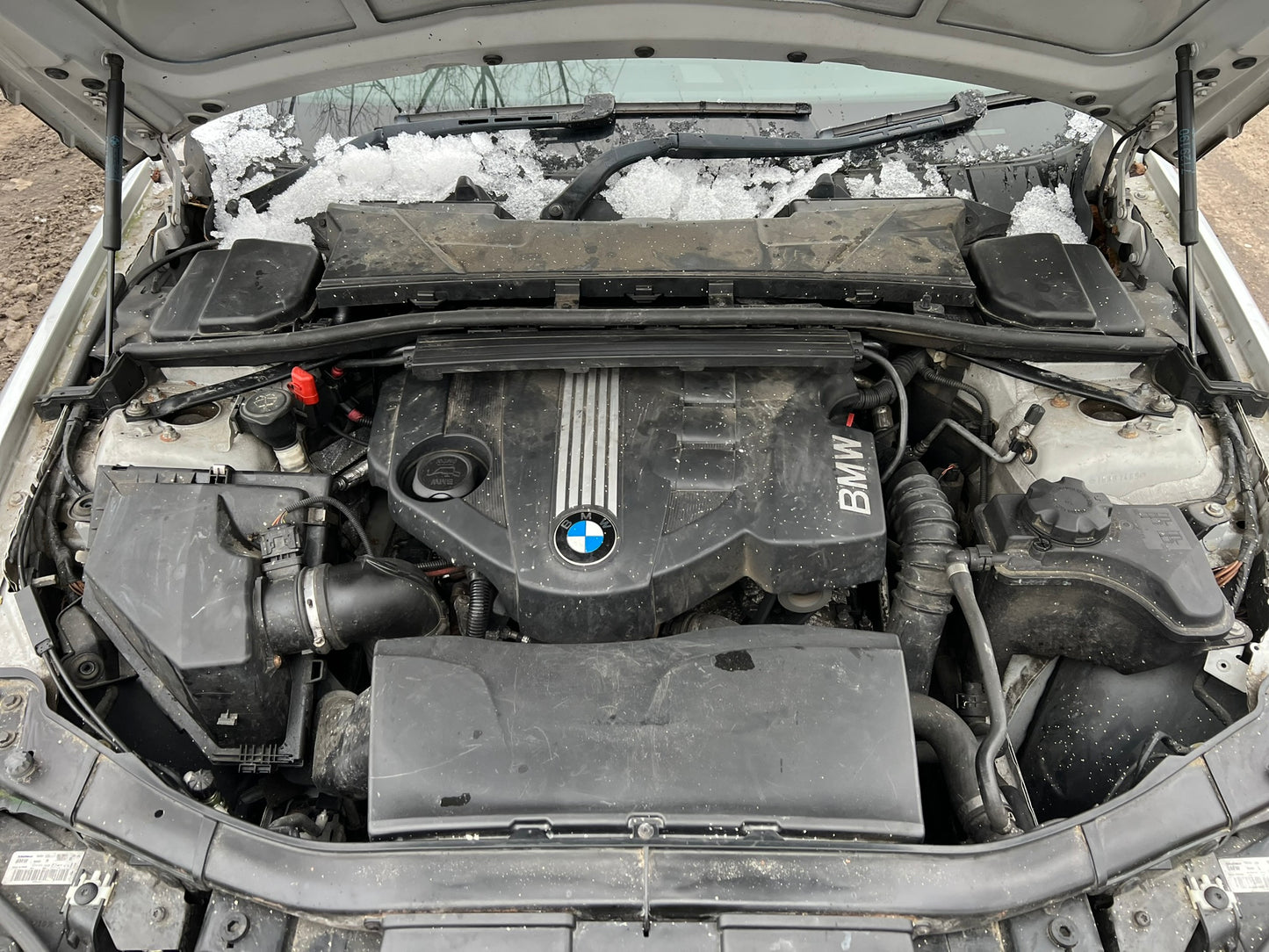 BMW 320 2009.G.