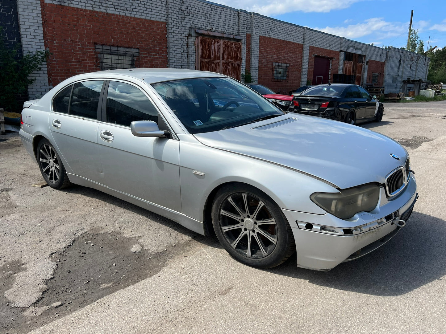 BMW 740 2003.G