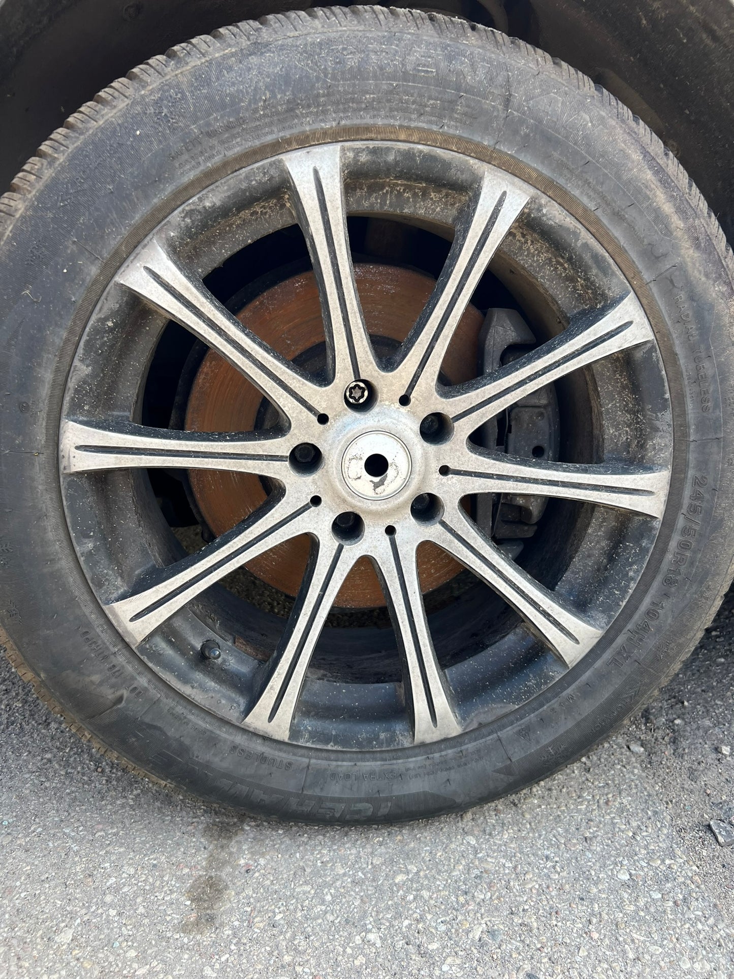 BMW 740 2003.G