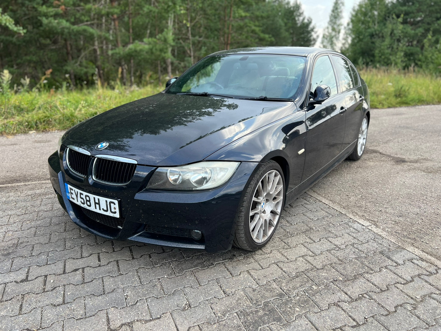 BMW 320d 2008.g.