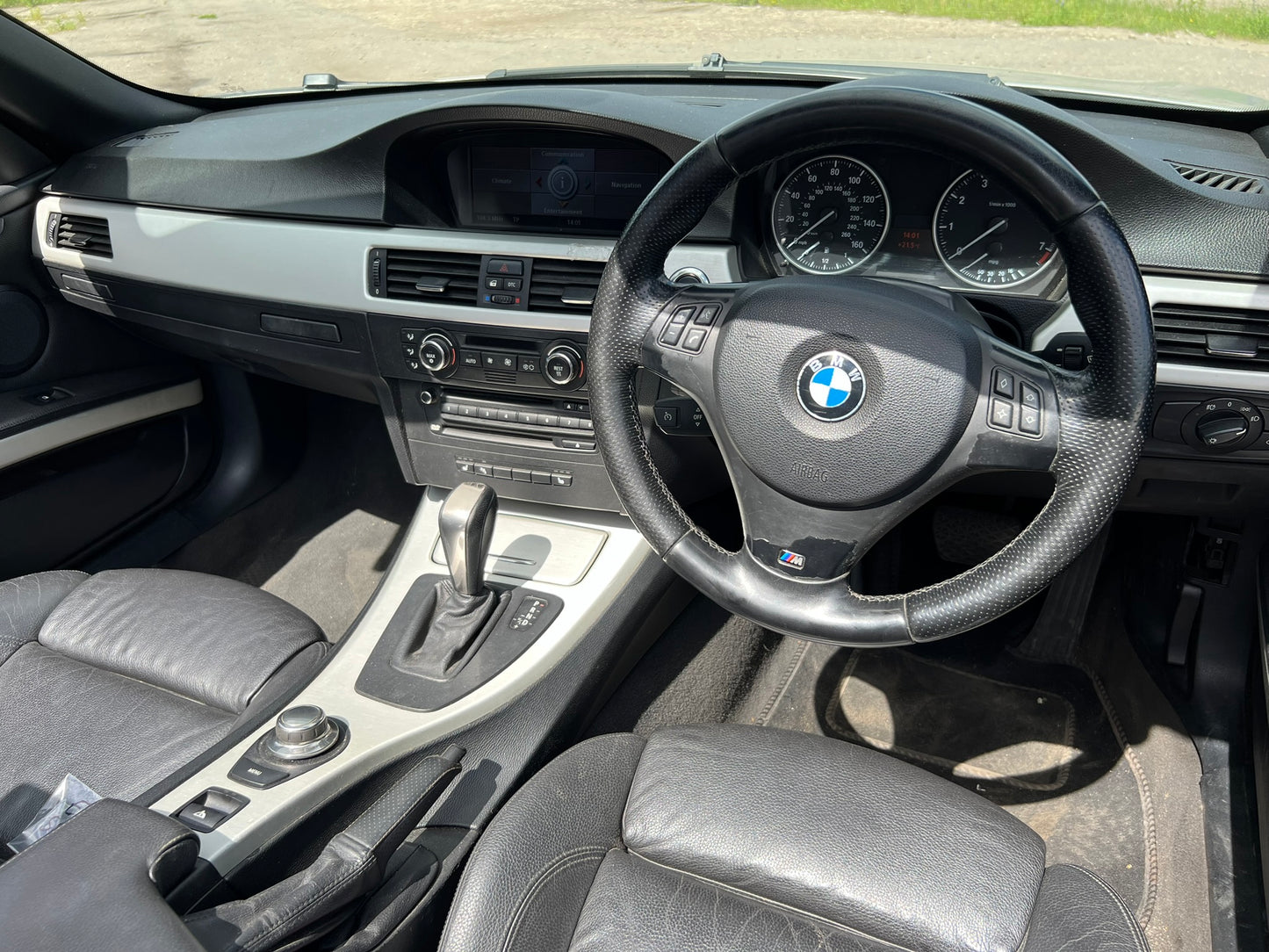 BMW 320 2008.G. E93
