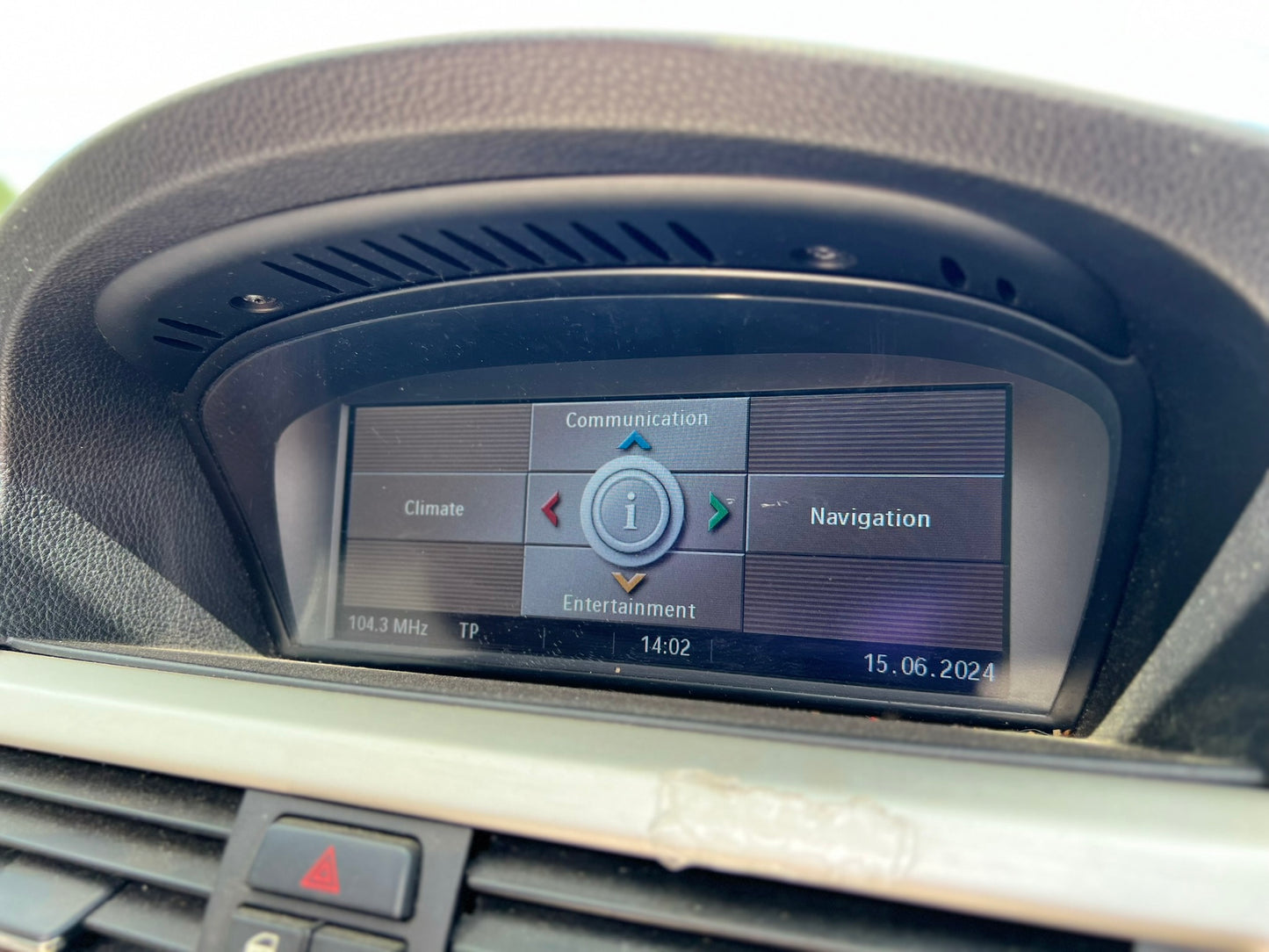 BMW 320 2008.G. E93