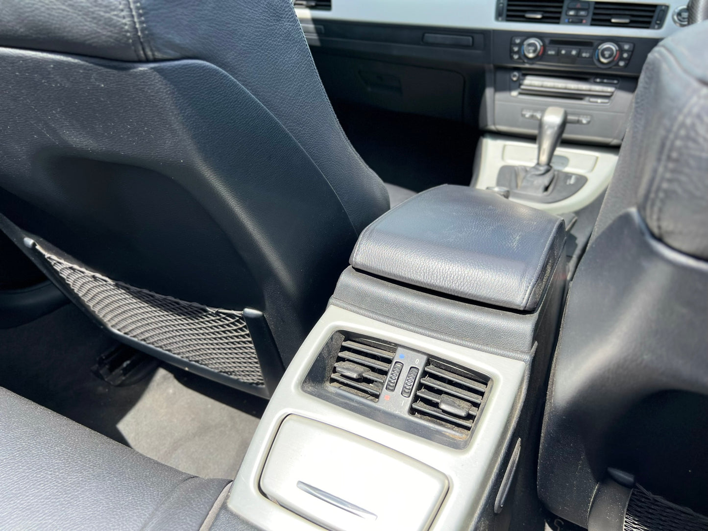 BMW 320 2008.G. E93