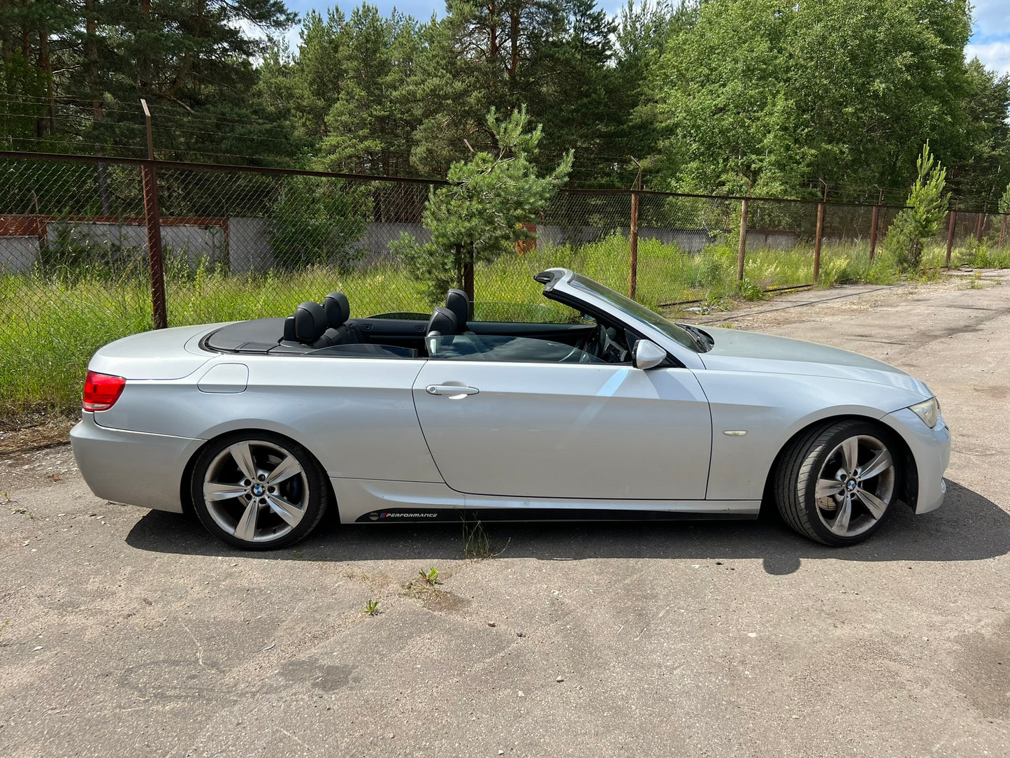 BMW 320 2008.G. E93