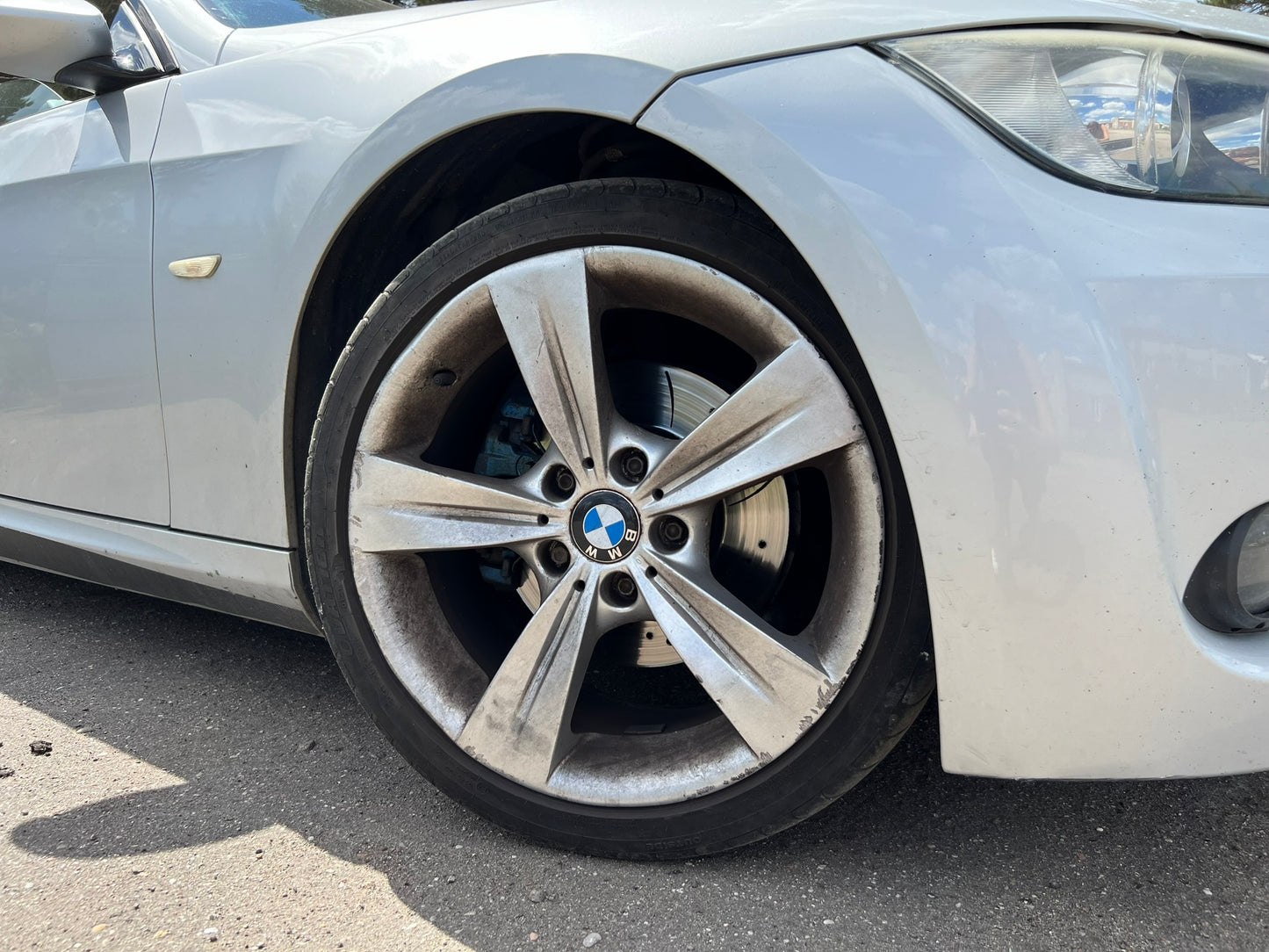 BMW 320 2008.G. E93