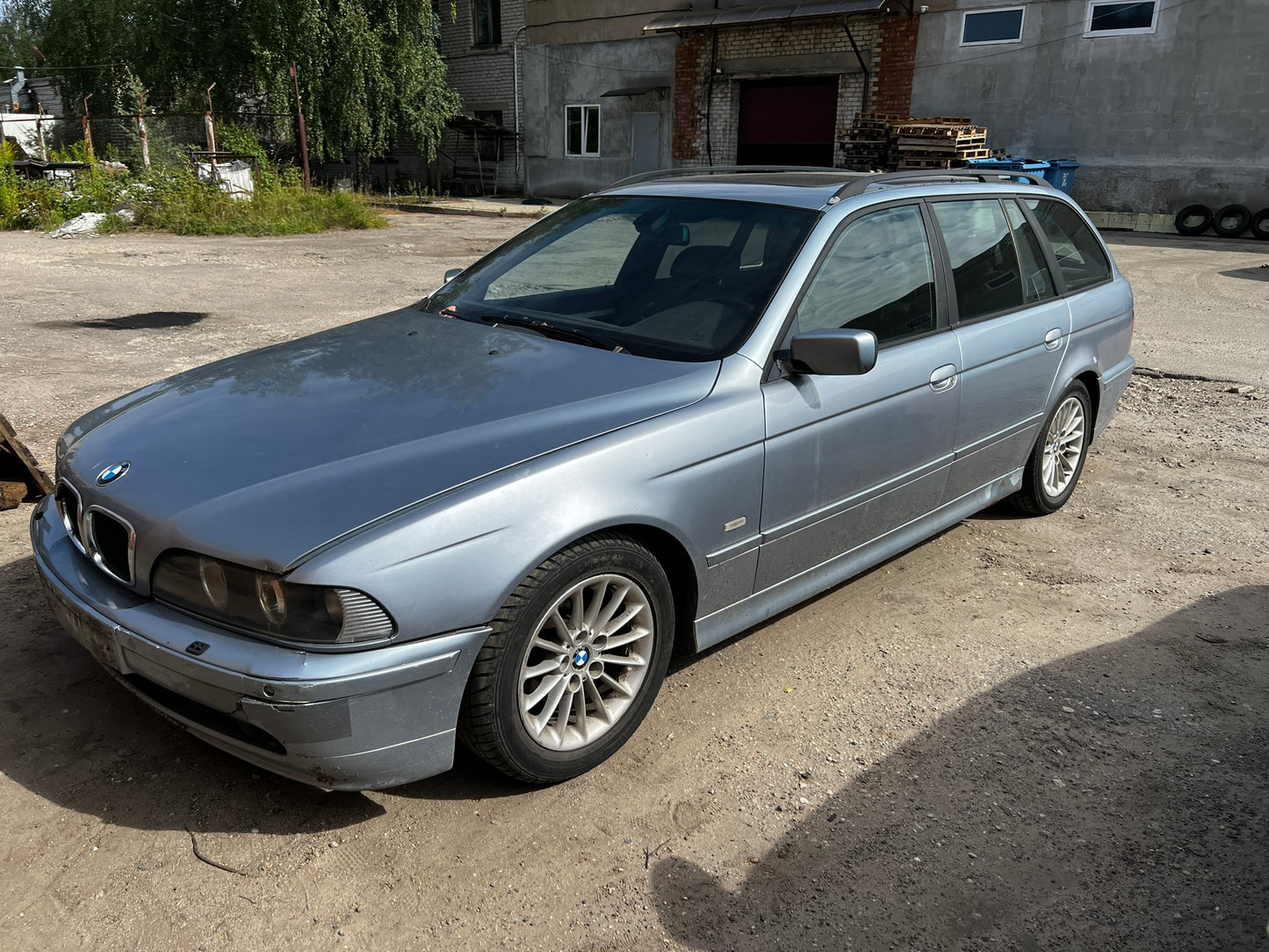 BMW 530dA 2002G. (Copy)
