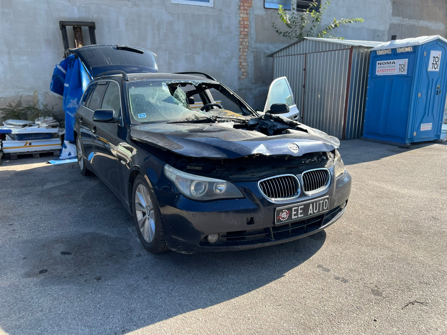 BMW 525d 2005.g.