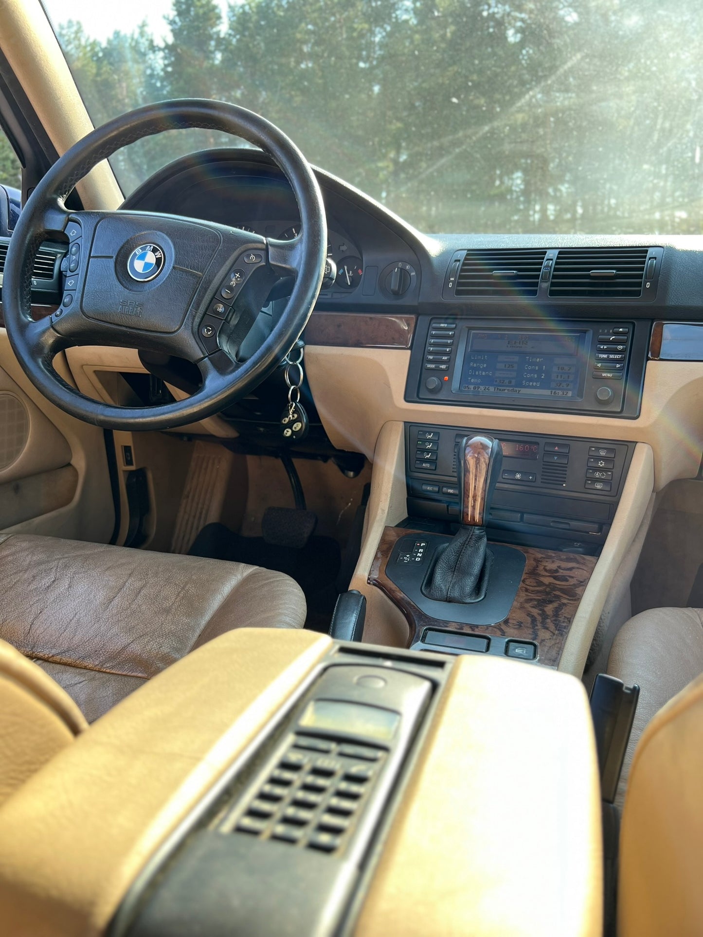 BMW 525i 2001.G.