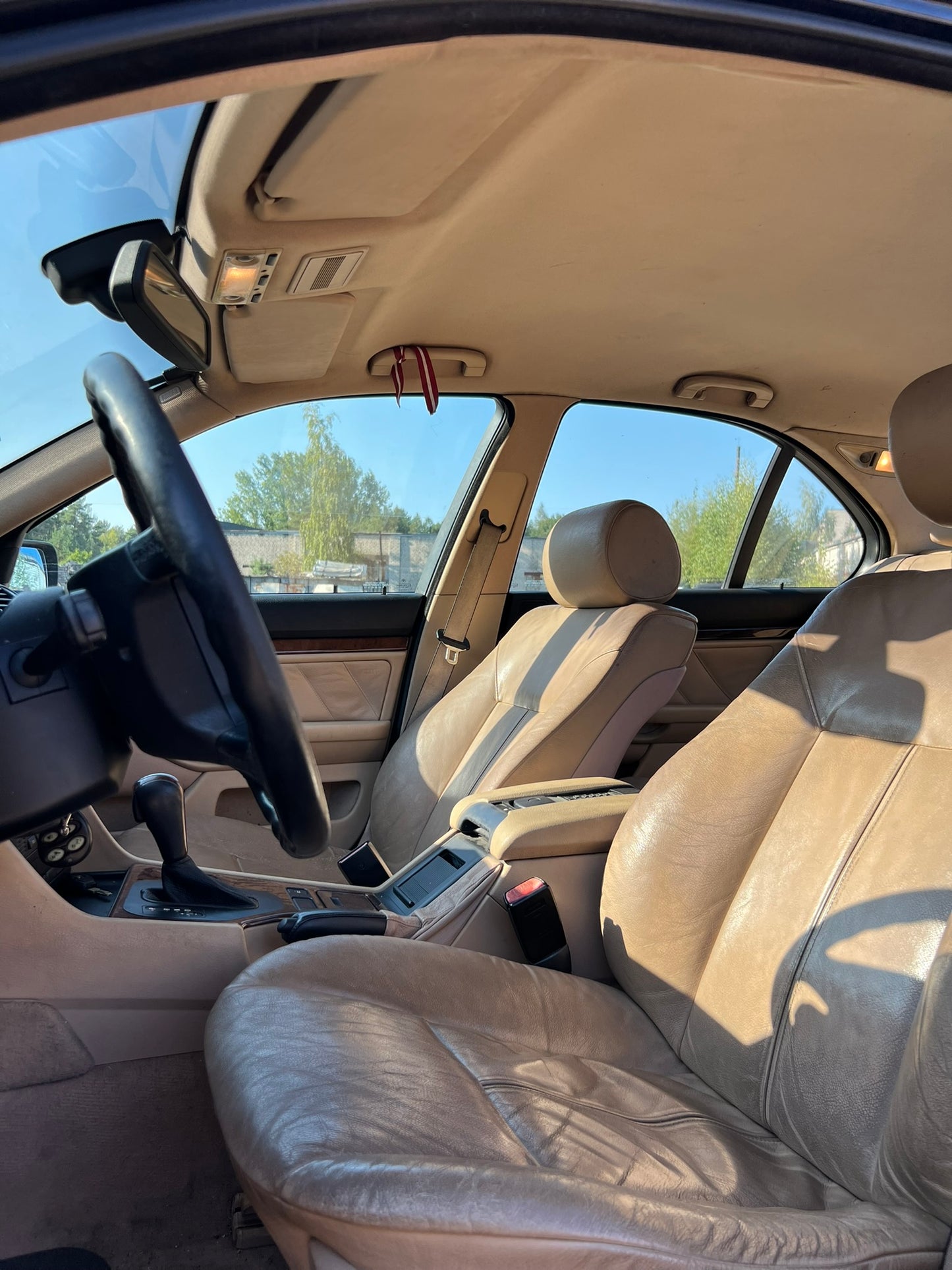 BMW 525i 2001.G.