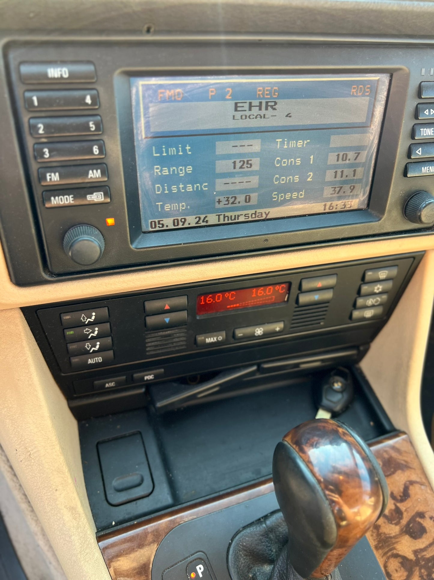 BMW 525i 2001.G.