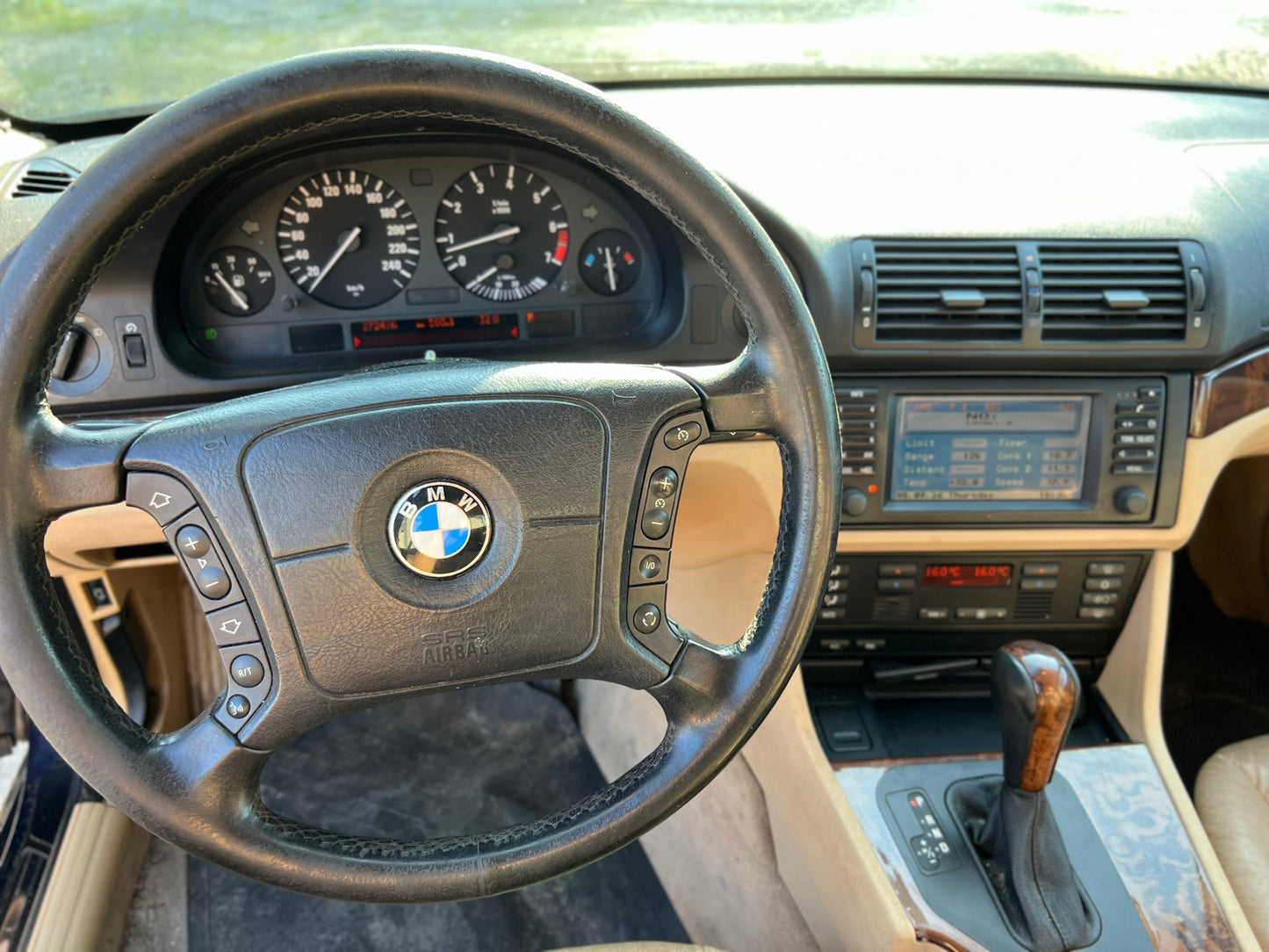 BMW 525i 2001.G.