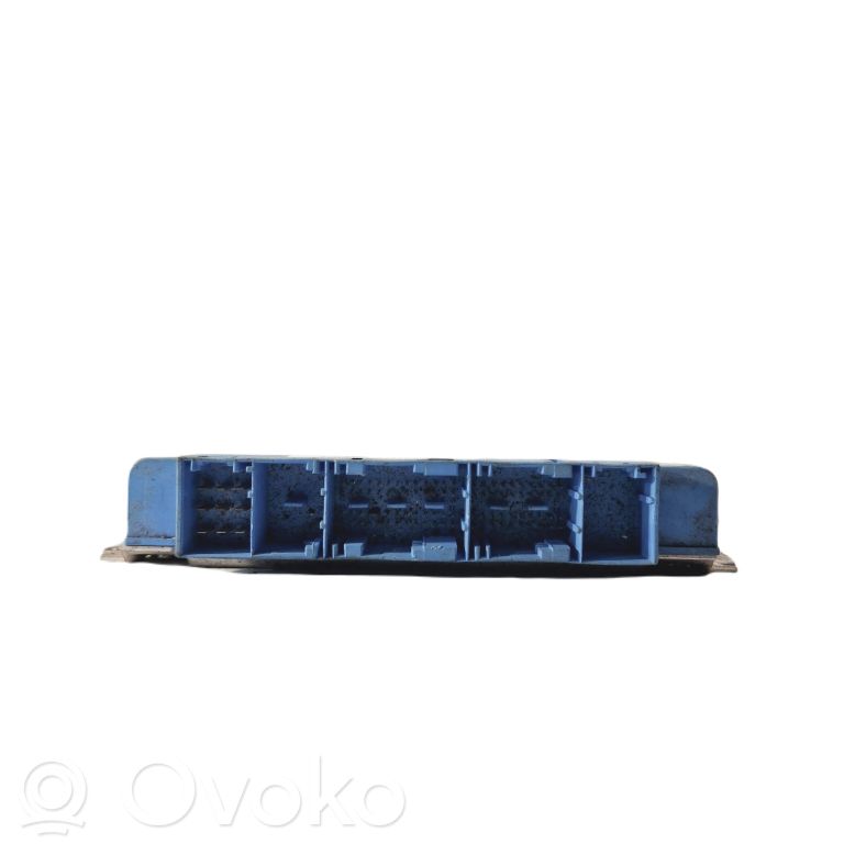 Pārnesumkārbas vadības bloks