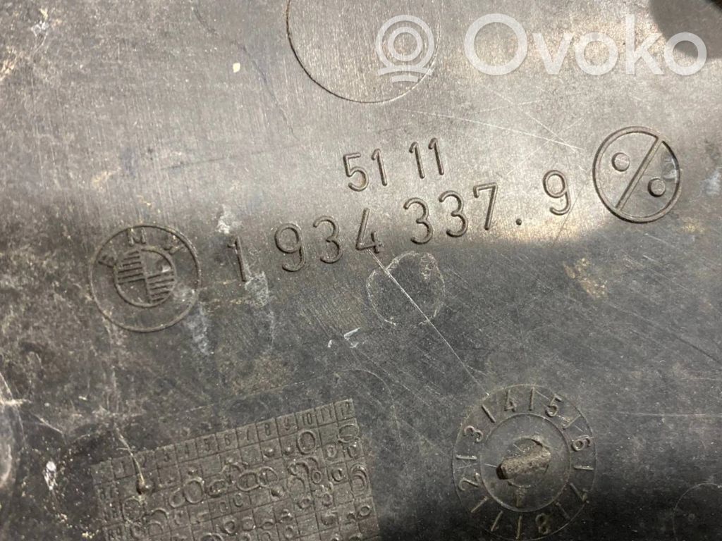 Apakšējais režģis (trīsdaļīgs)