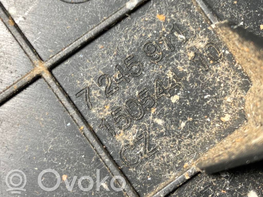 Mantu nodalījums stumbrs