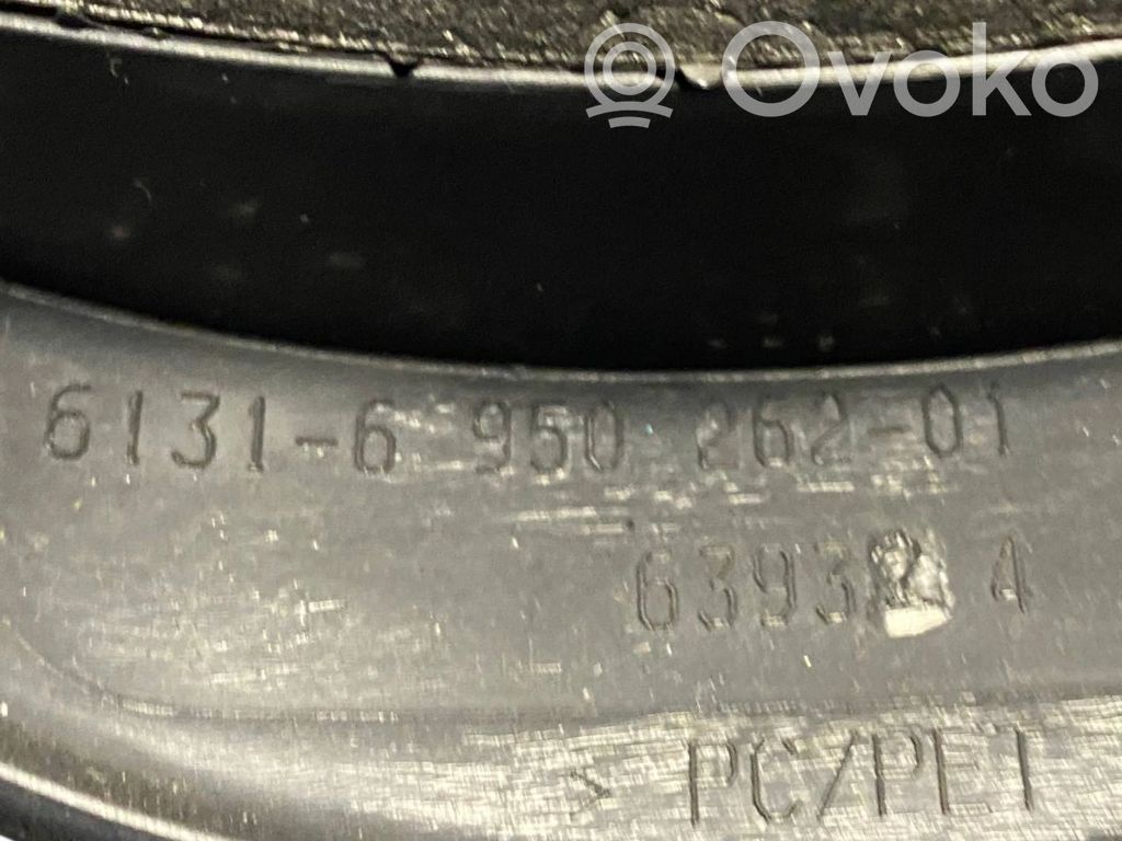 Steering axle trim
