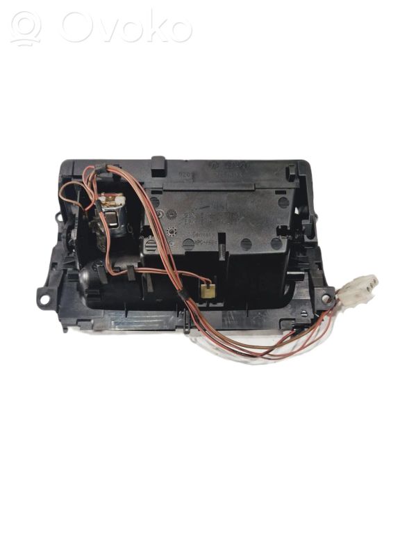 Cita veida salona detaļa