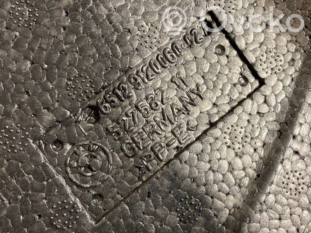 Rezerves riteņa nodalījuma dekoratīvā apdare