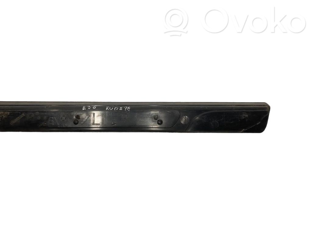 Front sill trim (inner)