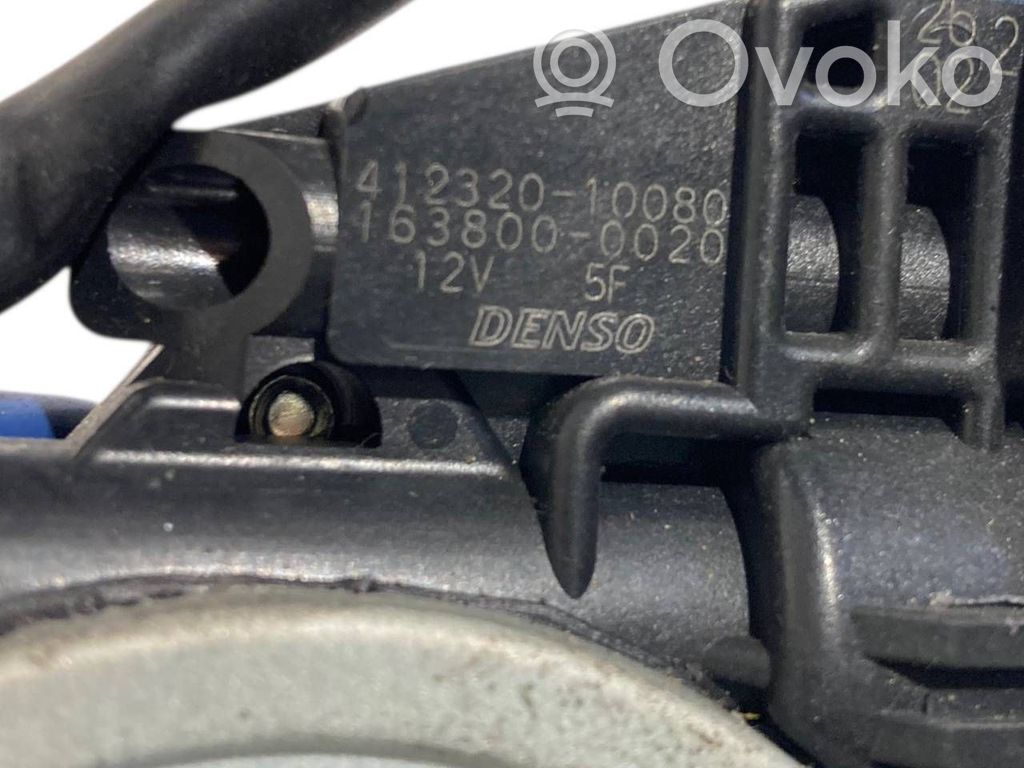 Aizmugurējā pārsega slēdzene