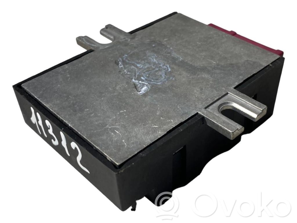 Degvielas sūkņa vadības bloks