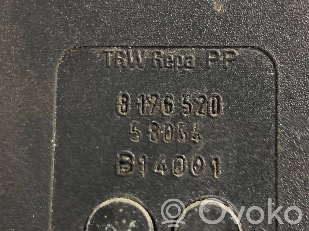 Aizmugurējās jostas sprādze