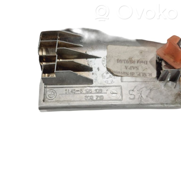 Cita veida salona detaļa