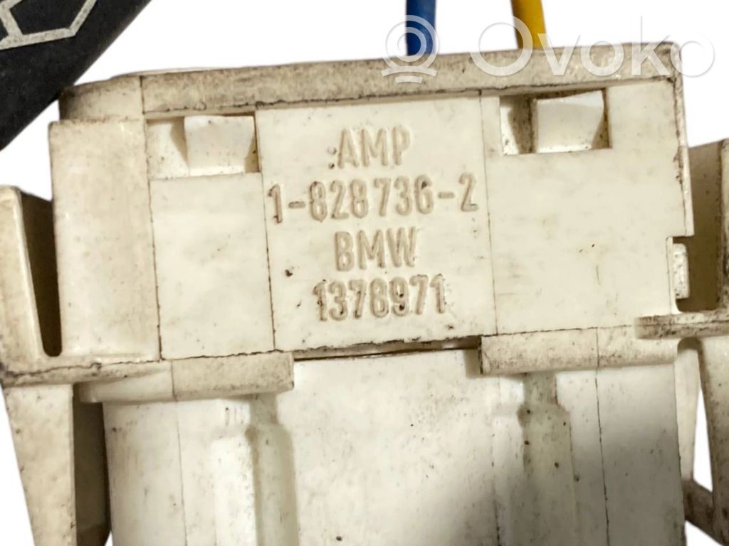 Citu veidu slēdži / pogas / pārslēdzēji