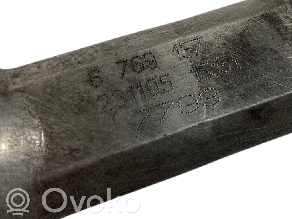 Stūresrata ass krustsavienojums