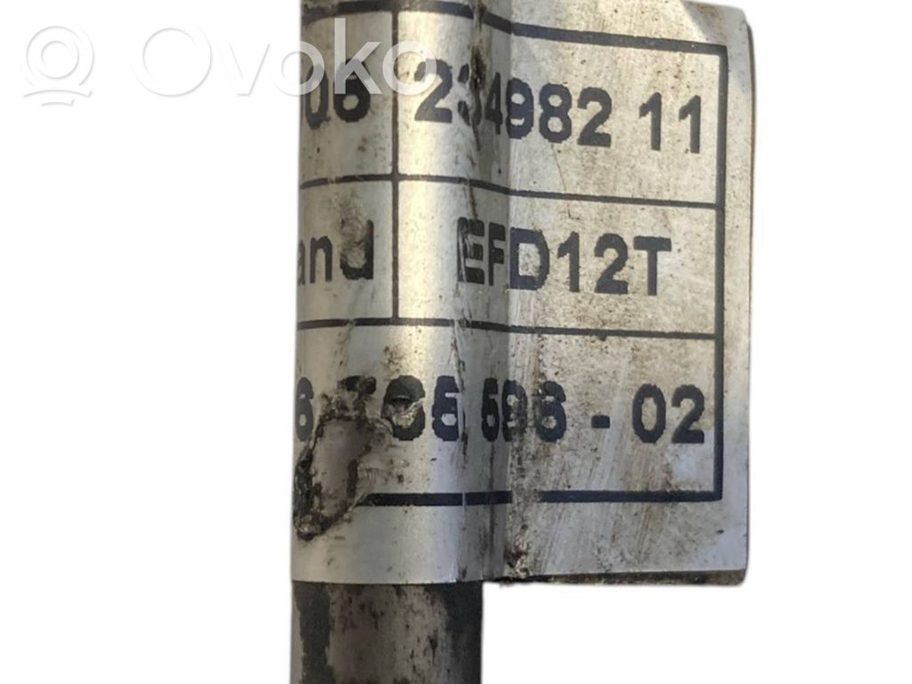 Stūres pastiprinātāja šļūtene (-es) / caurulīte (-es)