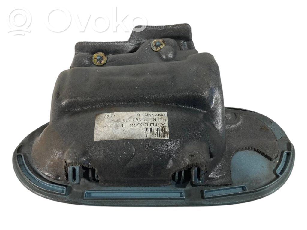 External opening handle