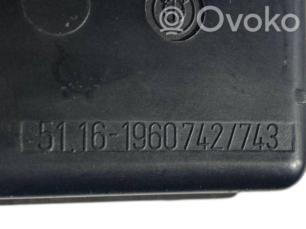 Pelnutrauks (priekšā)