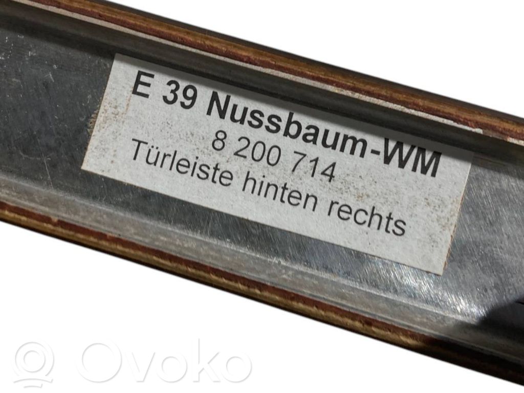 Salona dekoratīvās apdares komplekts