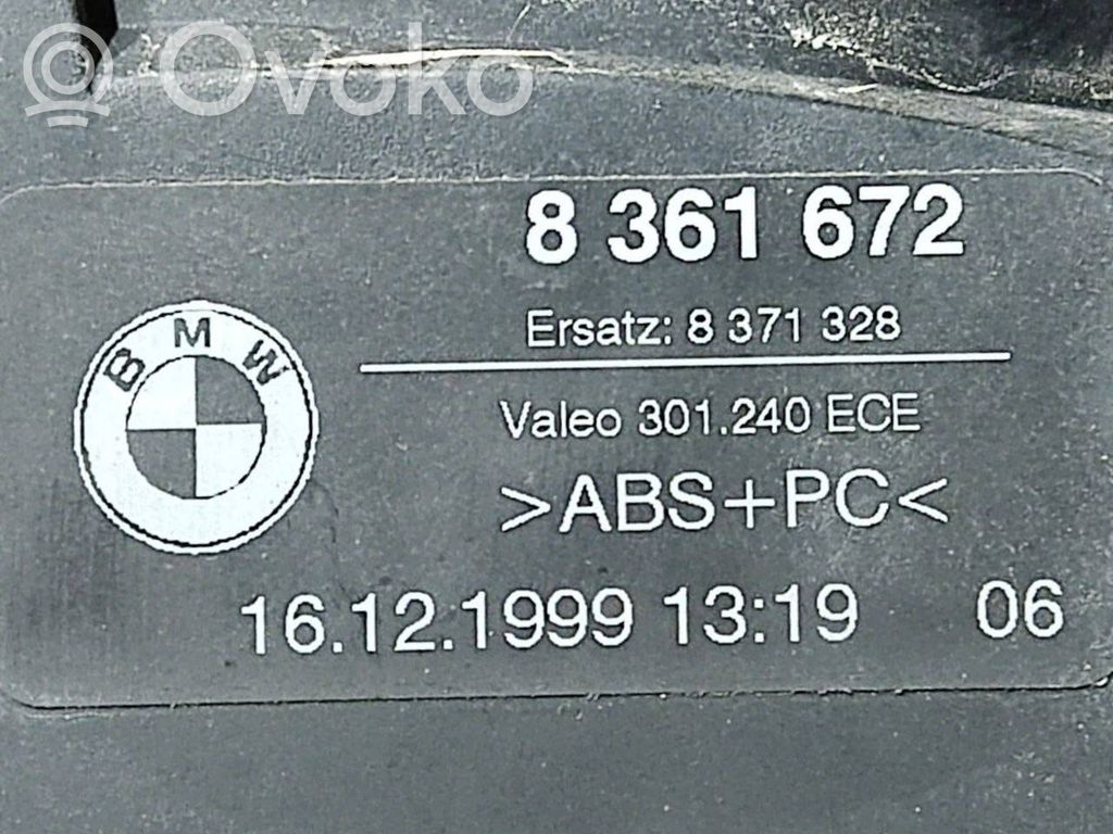 Aizmugurējais lukturis virsbūvē