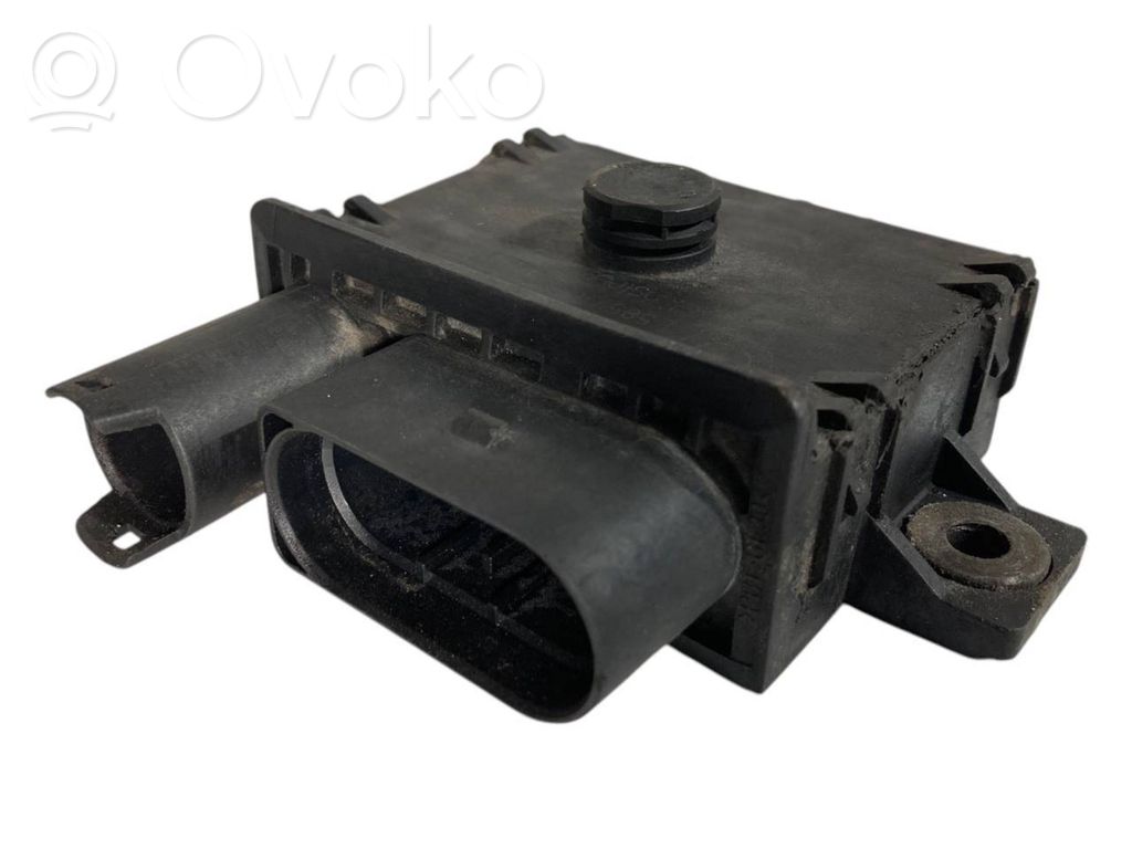Glow plug relay
