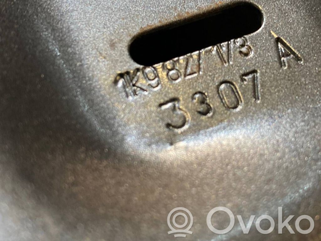 Aizmugurējais pārsegs (bagāžnieks)