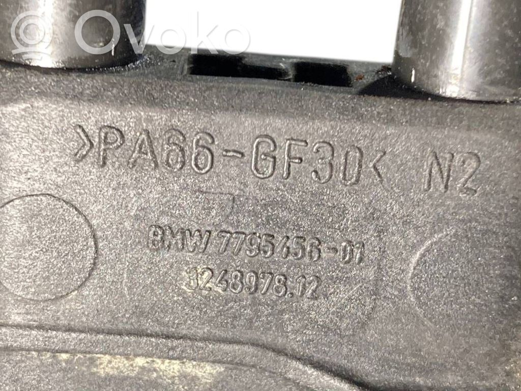 Stūres pastiprinātāja radiators