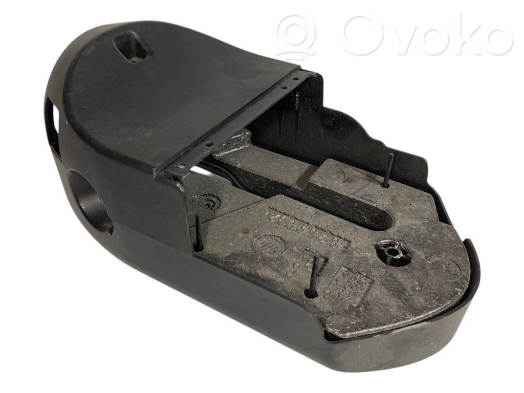 Steering axle trim
