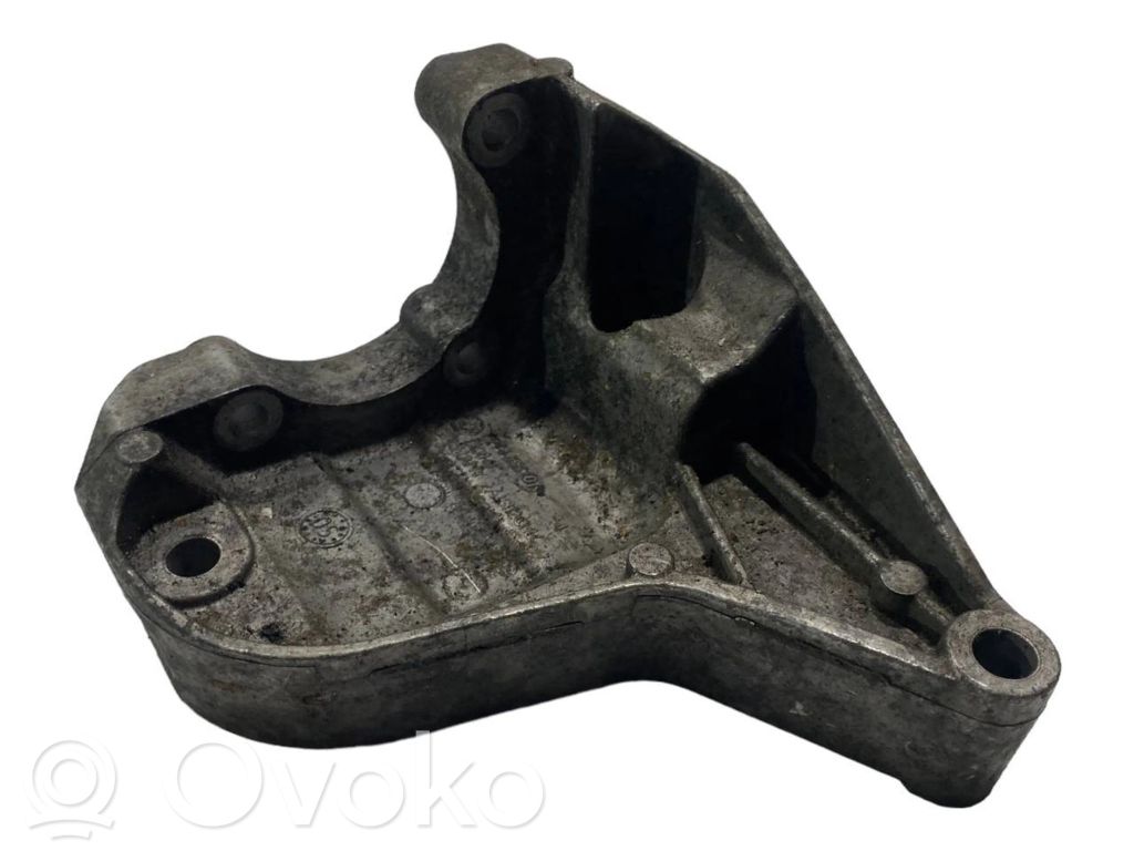 Power steering pump mount