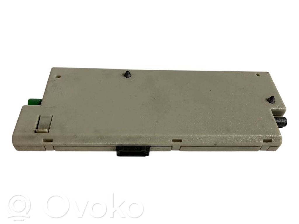 Antenna amplifier