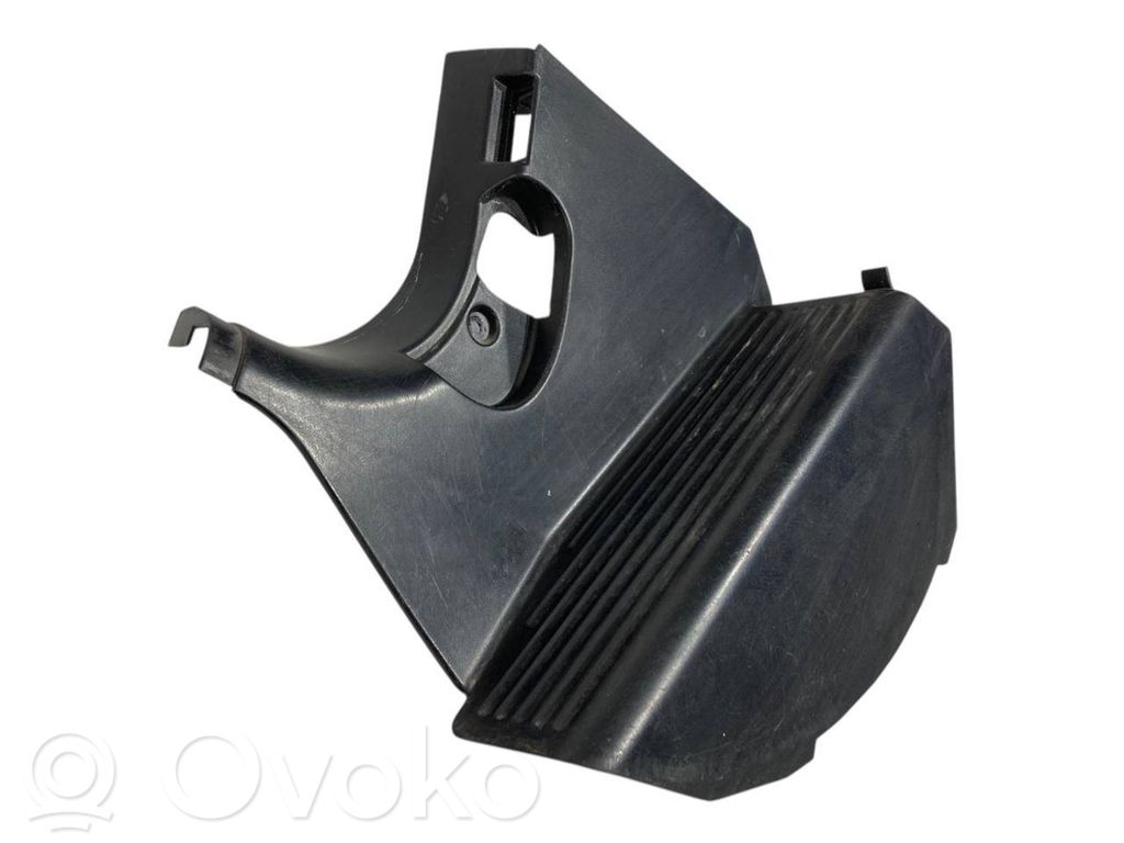 Kāju zonas sānu dekoratīvā apdare