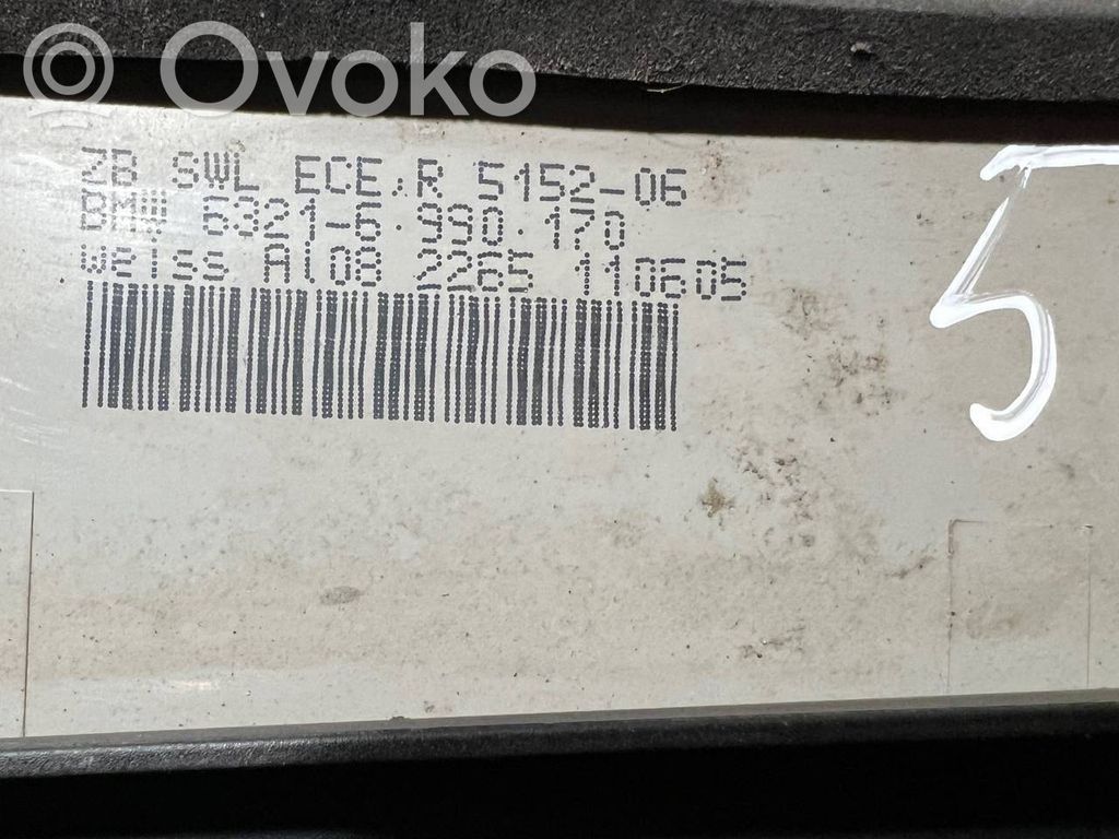 Aizmugurējais lukturis virsbūvē