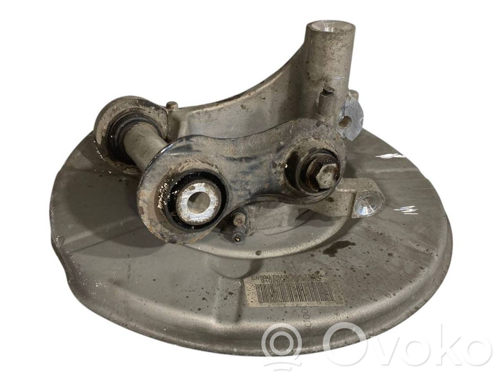 Aizmugurē riteņa rumbas vārpstas šarnīrs (stupica, capfa)