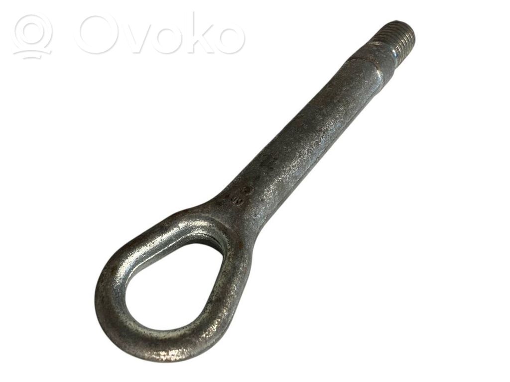 Буксировочный крюк