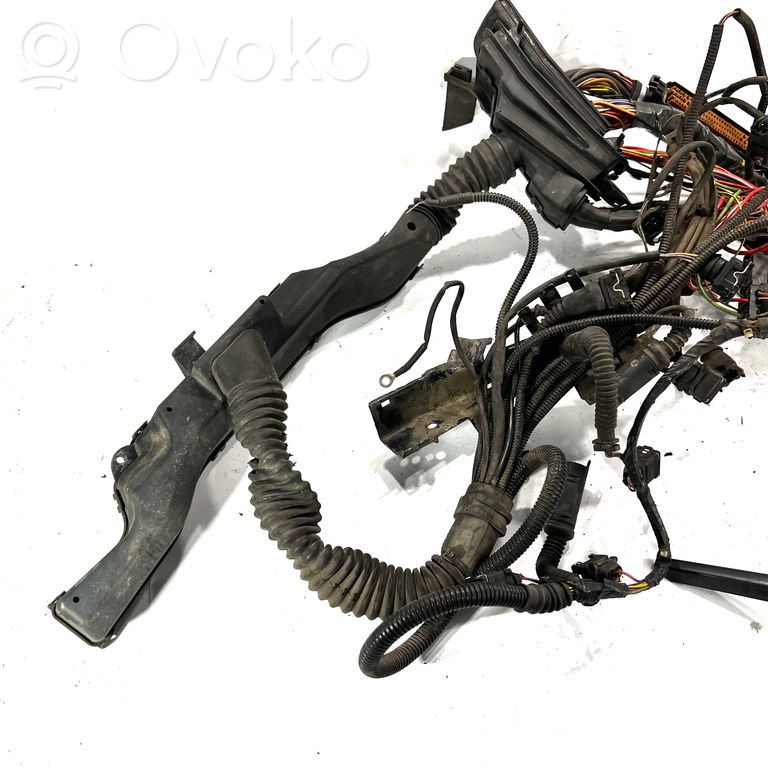 Engine wiring harness