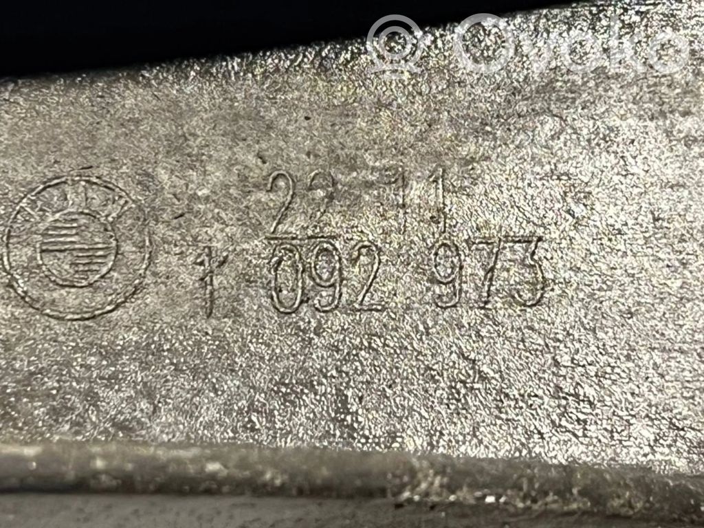 Dzinēja nostiprināšanas stiprinājums-kronšteins