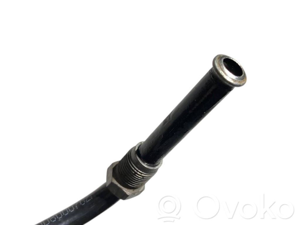 Caurulīte (-es) / trubiņa (-as)