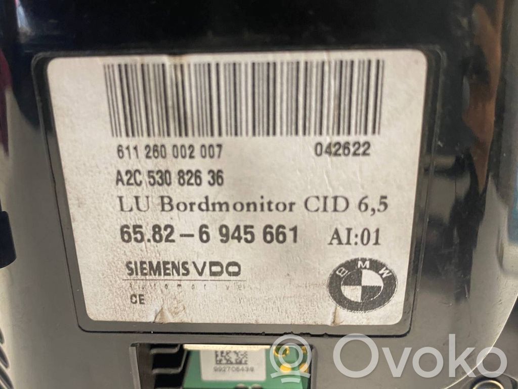 Ekrāns / displejs / mazais ekrāns