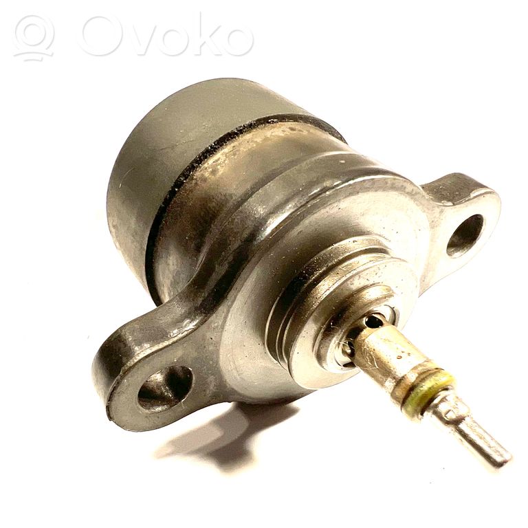 Fuel pressure regulator