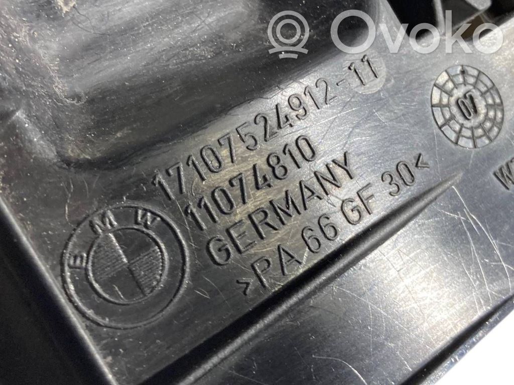 Держатель/кронштейн радиатора(ов)